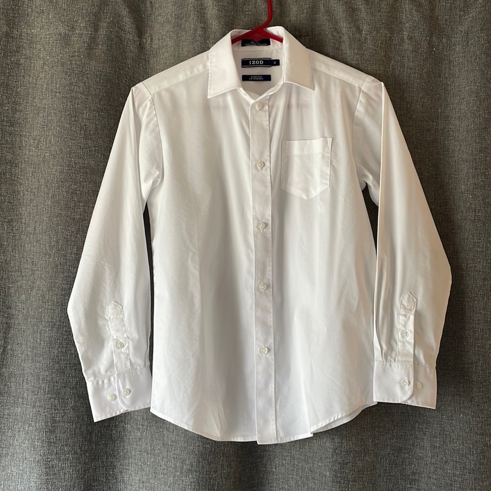 IZOD Boys' White Long Sleeve Button-Down Collared Dress Shirt Size 12